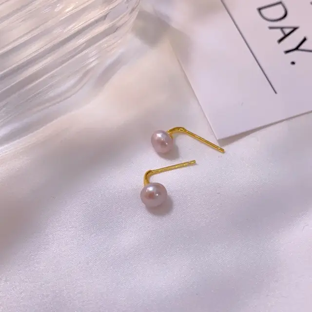 Women's Pearl Earrings Gold Plated Retro Elegant - Image 4