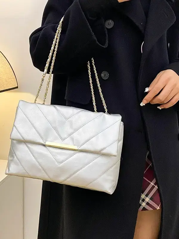 White Quilted Shoulder Bag for Women Autumn Winter 2023 - Image 9