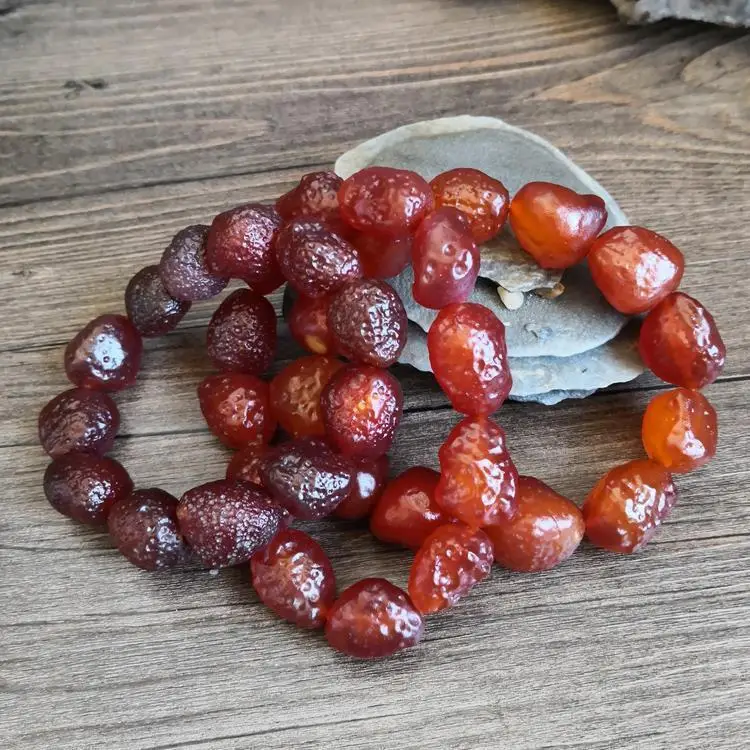Gobi Agate Sugar-Heart Bracelet Set — feature 6