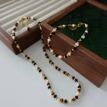 Dunhuang New Chinese Style Necklace Women's Beaded Natural Stone Agate High-grade Woolen Chain Red Stacked Antique Clavicle Chain — feature 7