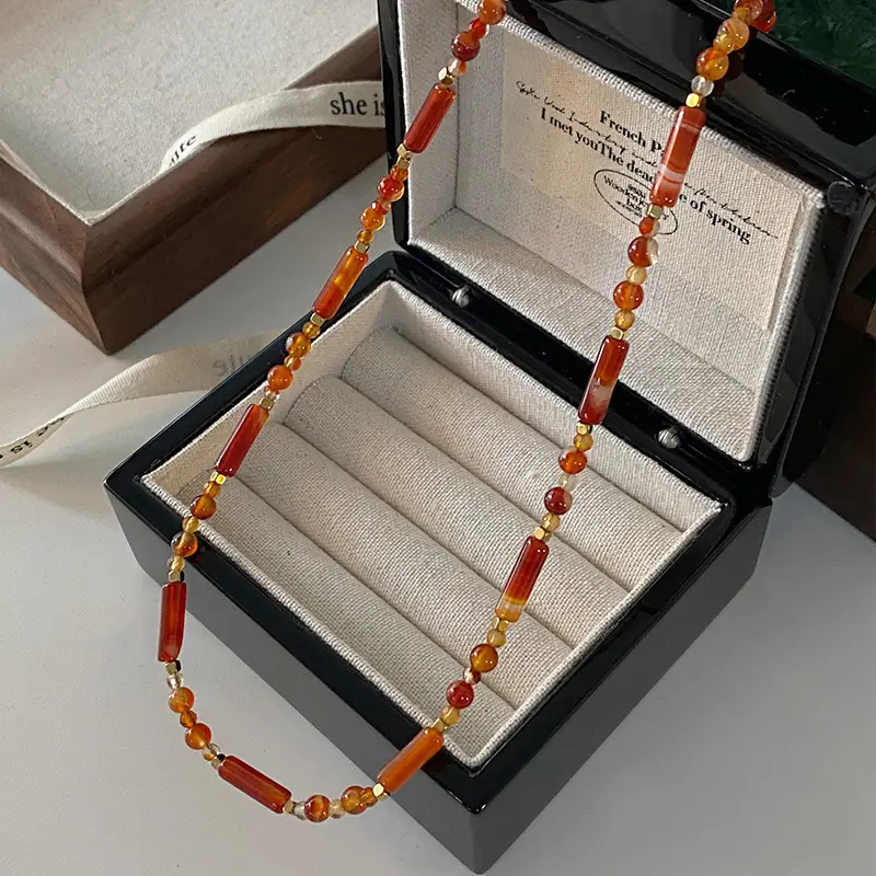 Dunhuang New Chinese Style Necklace Women's Beaded Natural Stone Agate High-grade Woolen Chain Red Stacked Antique Clavicle Chain - Image 5