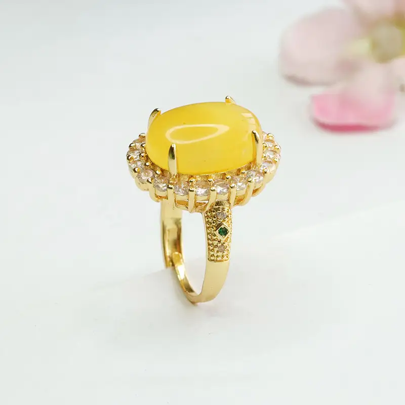 Guan Yu Natural Amber Ring with Beads - Image 5