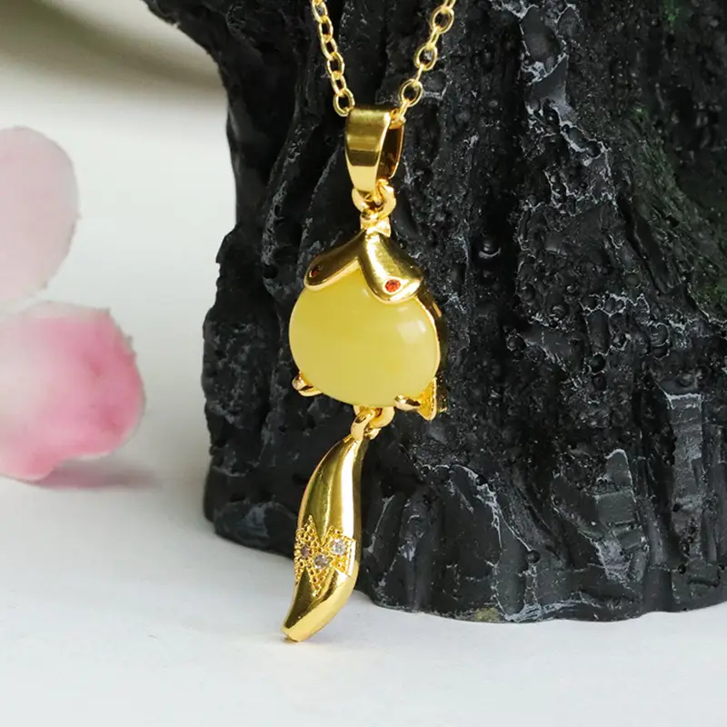 Natural Amber Fox Pendant Necklace Ethnic Gold