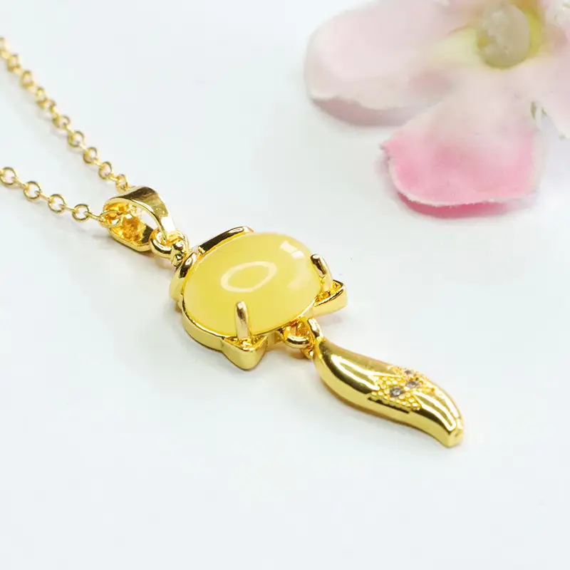 Natural Amber Fox Pendant Necklace Ethnic Gold — feature 9