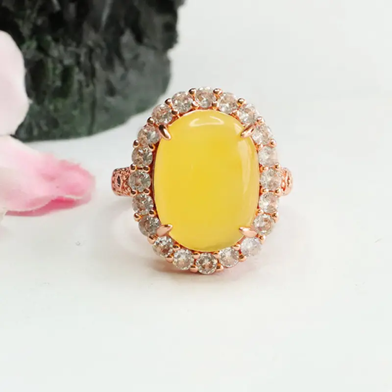 Guan Yu Natural Amber Ring Honey Wax Court Style — feature 7