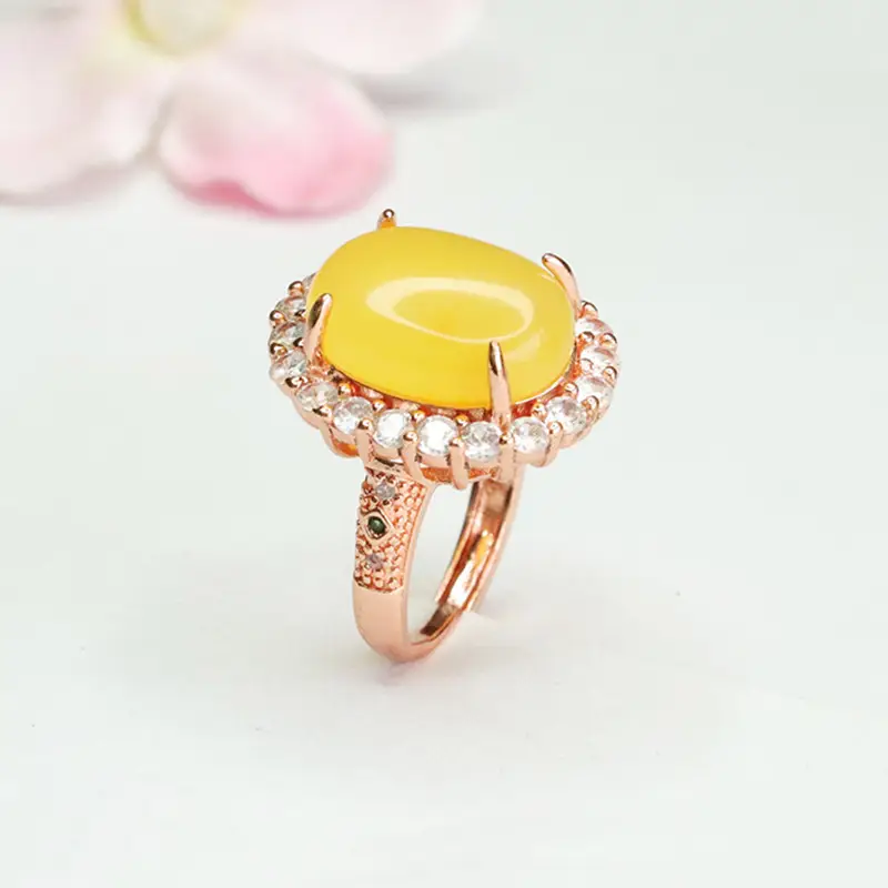 Guan Yu Natural Amber Ring Honey Wax Court Style — feature 8