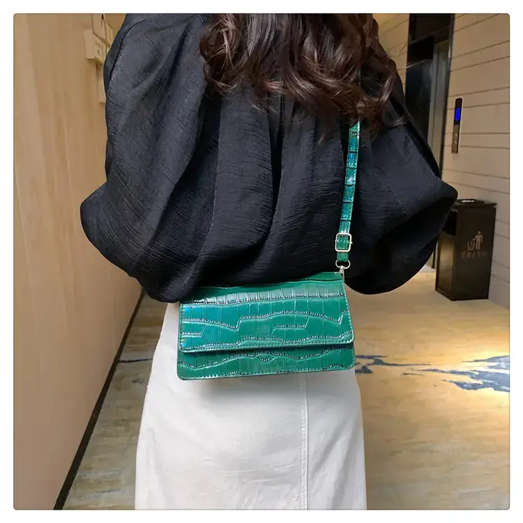 Red Croc Patchwork Shoulder Bag for Women — feature 22