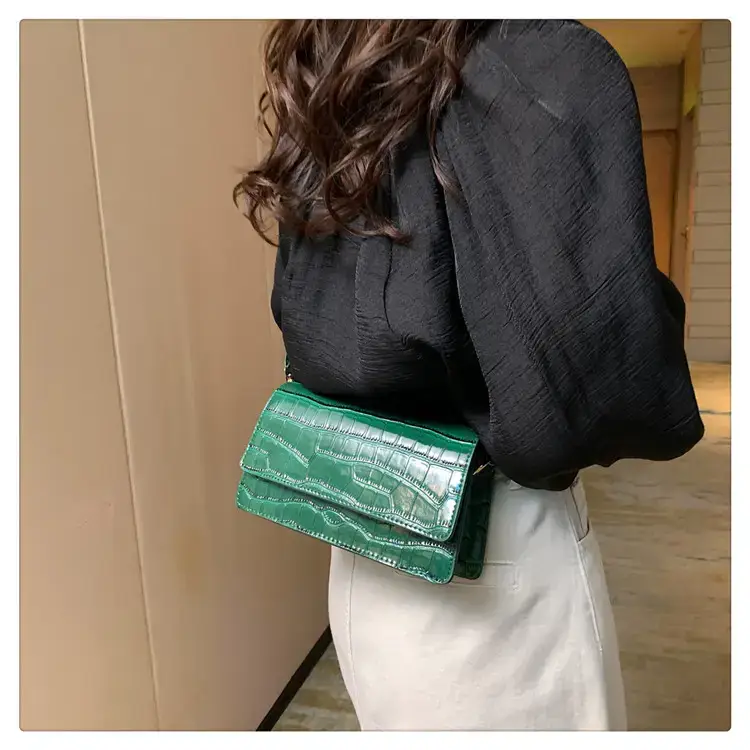 Red Croc Patchwork Shoulder Bag for Women — feature 23