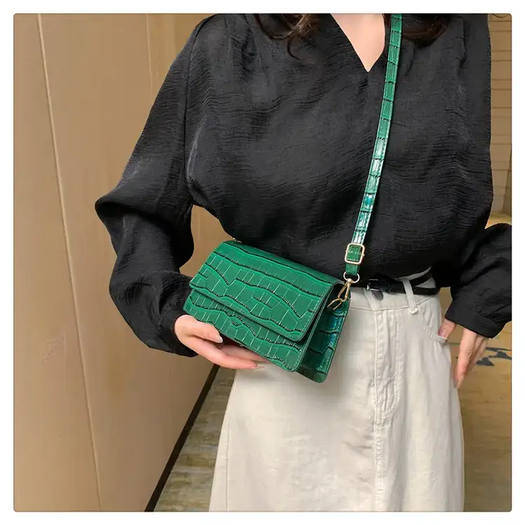 Red Croc Patchwork Shoulder Bag for Women — feature 24