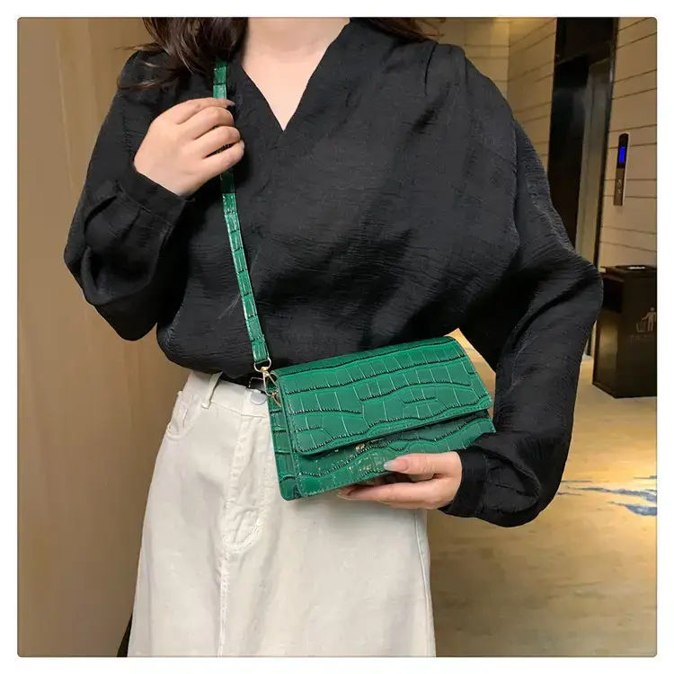 Red Croc Patchwork Shoulder Bag for Women — feature 25