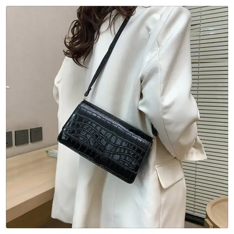 Red Croc Patchwork Shoulder Bag for Women — feature 29
