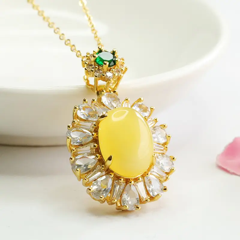 Guan Yu Pendant Yellow Amber Necklace Women's Jewelry — feature 6