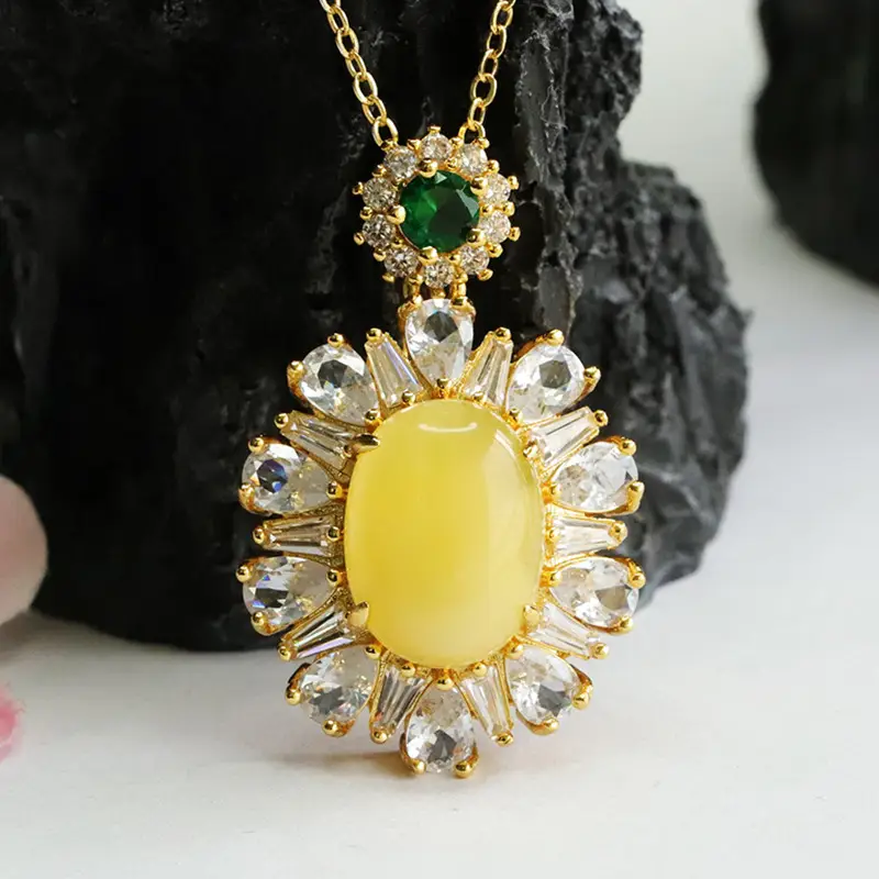 Guan Yu Pendant Yellow Amber Necklace Women's Jewelry — feature 7
