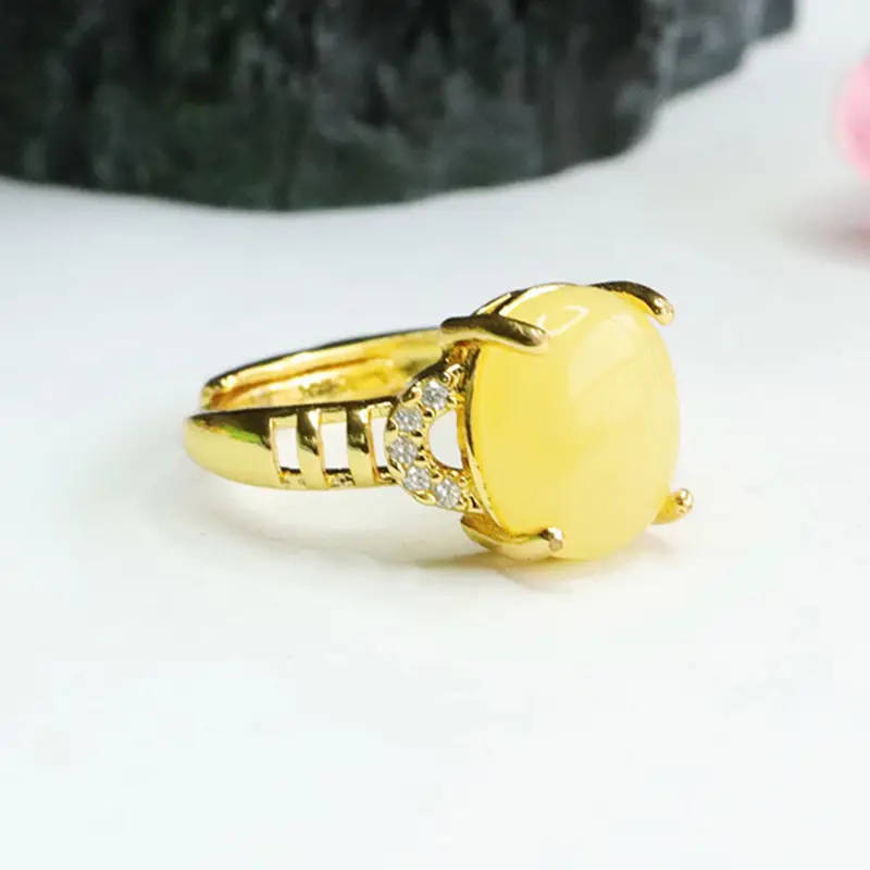 Guan Yu Natural Amber Ring Ethnic Style Gold
