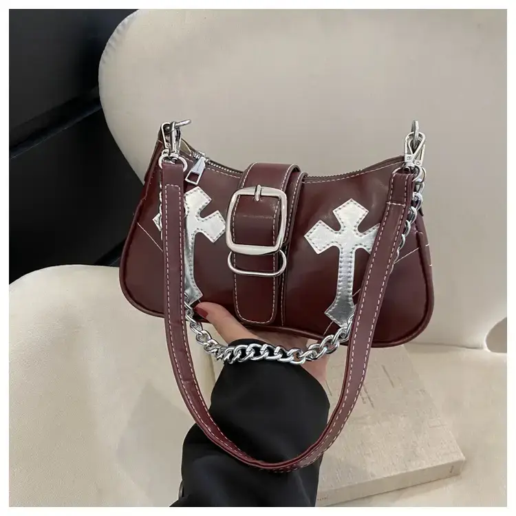 Black Cross Chain Shoulder Bag for Women Winter 2023 — feature 37