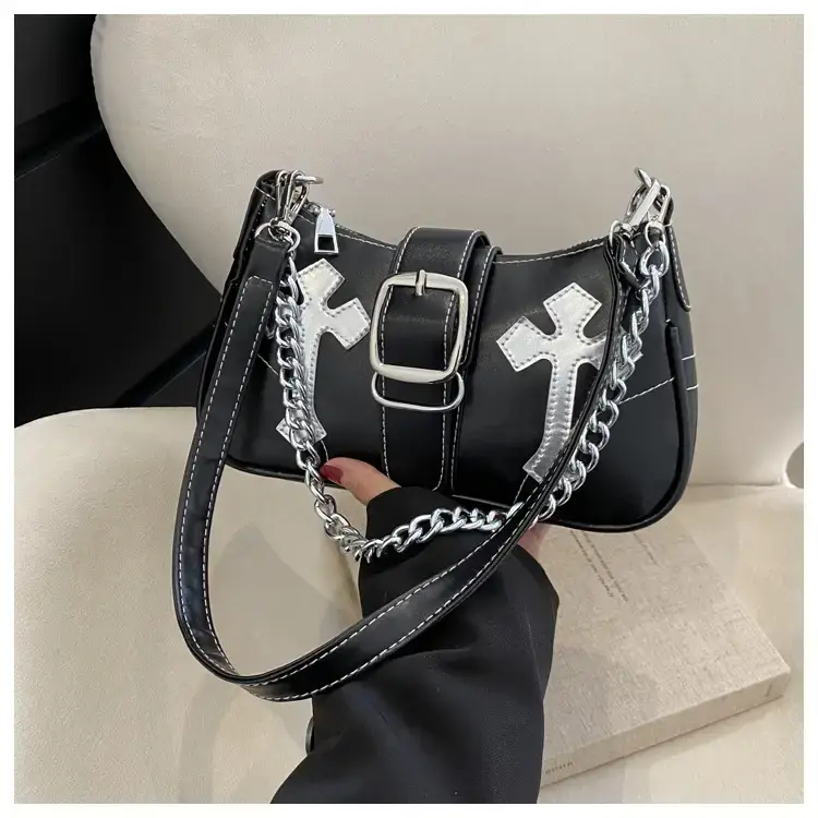 Black Cross Chain Shoulder Bag for Women Winter 2023 — feature 38