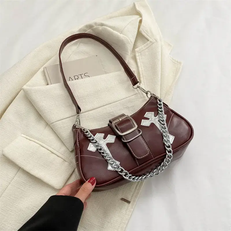 Black Cross Chain Shoulder Bag for Women Winter 2023 - Image 4