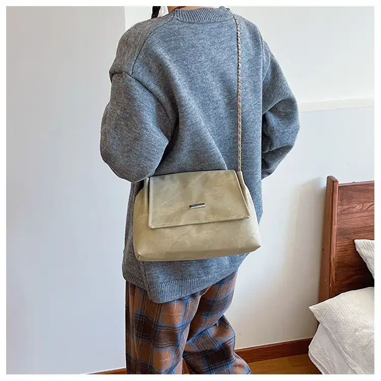 Korean Style Women's Grey Chain Shoulder Bag 2024 Winter — feature 16