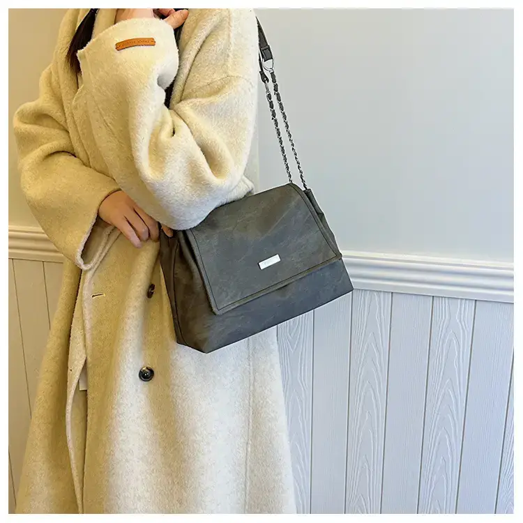 Korean Style Women's Grey Chain Shoulder Bag 2024 Winter — feature 9