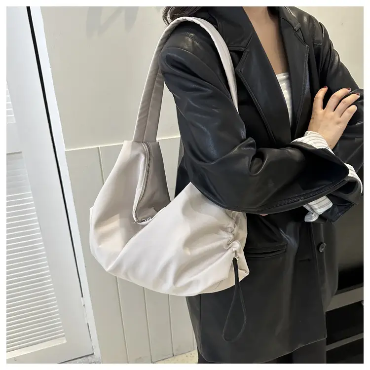 Black Nylon Shoulder Bag for Women 2024 Winter — feature 20