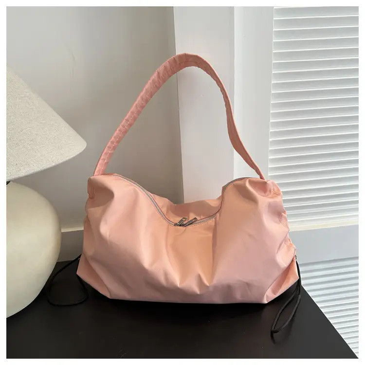 Black Nylon Shoulder Bag for Women 2024 Winter — feature 22