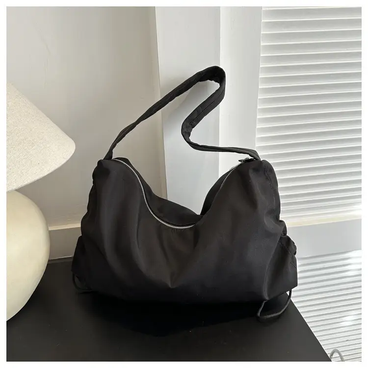 Black Nylon Shoulder Bag for Women 2024 Winter — feature 26