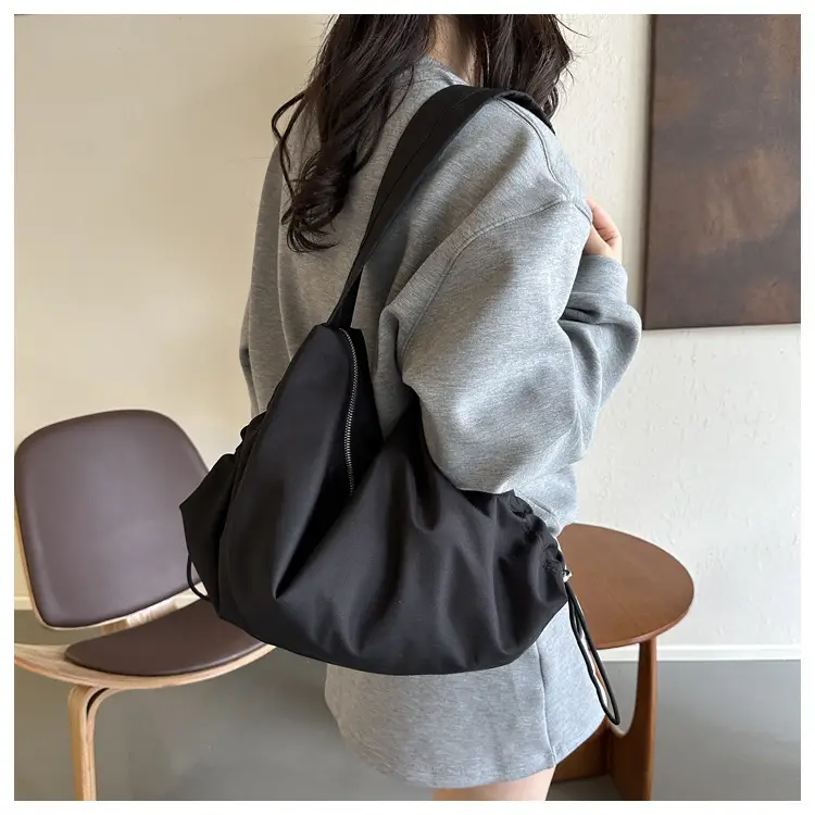 Black Nylon Shoulder Bag for Women 2024 Winter — feature 8