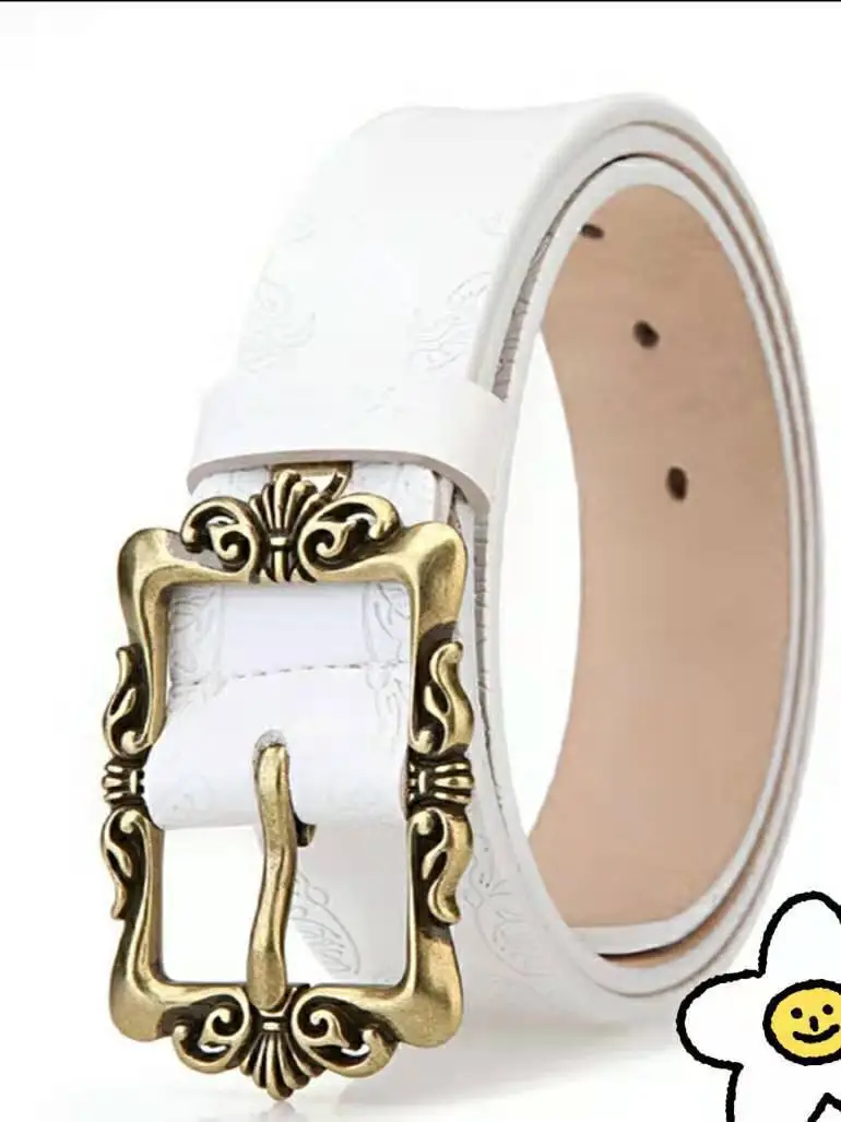 Women's Vintage Cowhide Belt with Embossed Buckle - Image 3
