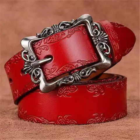 Women's Vintage Cowhide Belt with Embossed Buckle - Image 7
