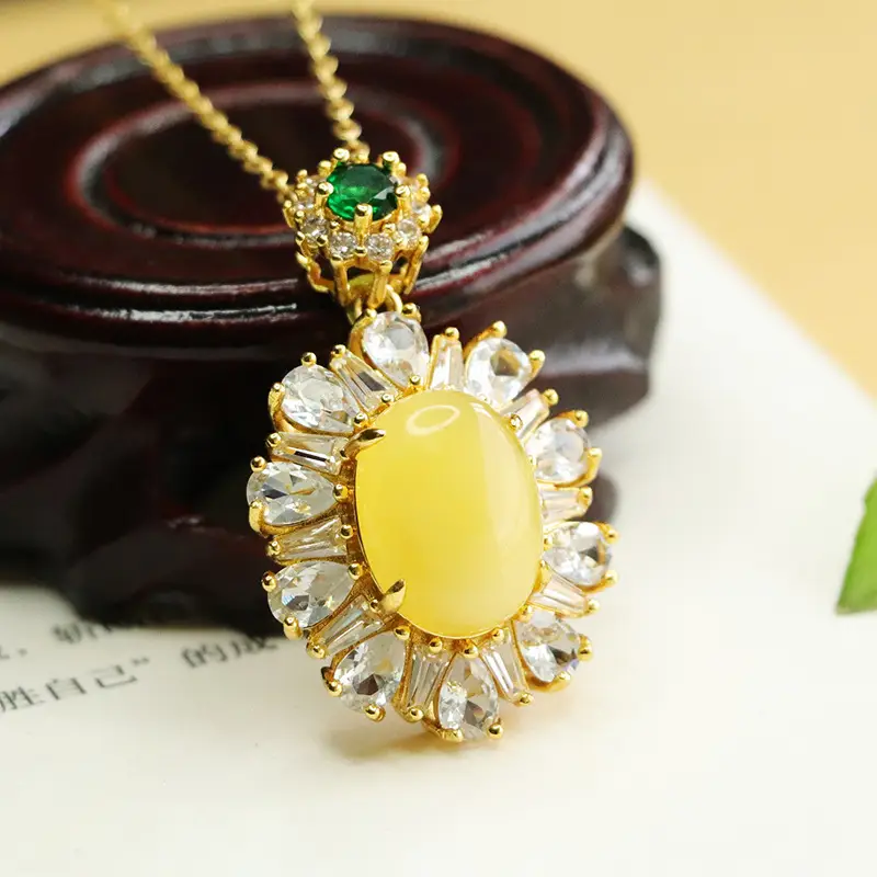 Aiyu Yellow Honey Amber Necklace Women's Gold Plated Pendant