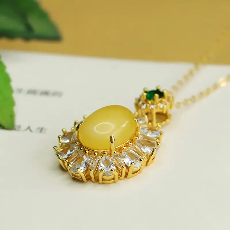 Aiyu Yellow Honey Amber Necklace Women's Gold Plated Pendant