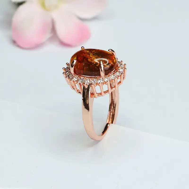 Guan Yu Natural Amber Ring Sunflower Design — feature 8