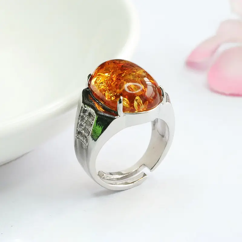 Guan Yu Natural Amber Ring Ethnic Style Jewelry - Image 5
