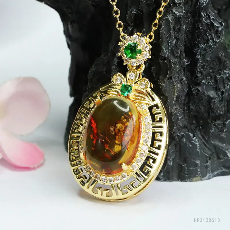 Guan Yu Natural Amber Pendant Necklace Ethnic Style Gold - Image 5