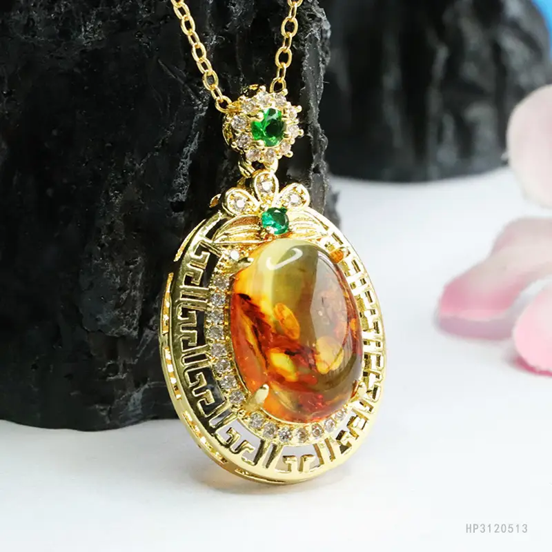 Guan Yu Natural Amber Pendant Necklace Ethnic Style Gold — feature 8