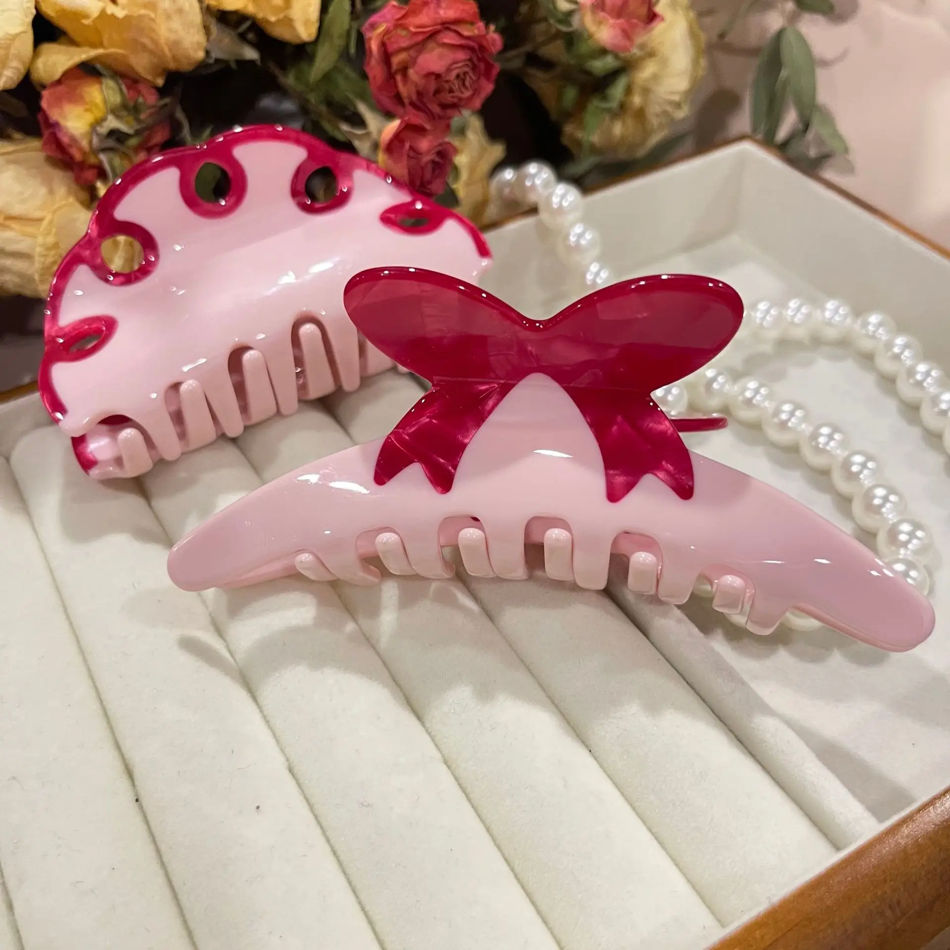 Pink Bow Hair Clip with Pearl Beads for Women - Image 3