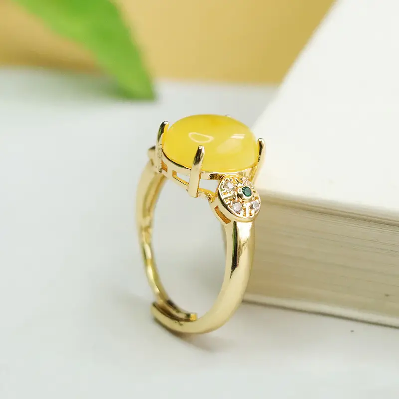 Aiyu Natural Amber Ring with Crystal Decor - Image 4