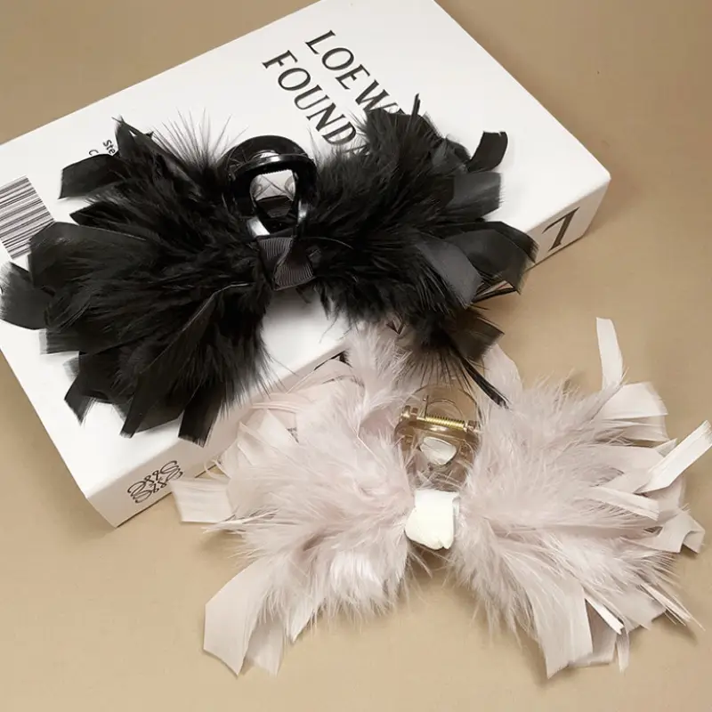 Female Ostrich Feather Hairpin for Women Autumn Winter — feature 5