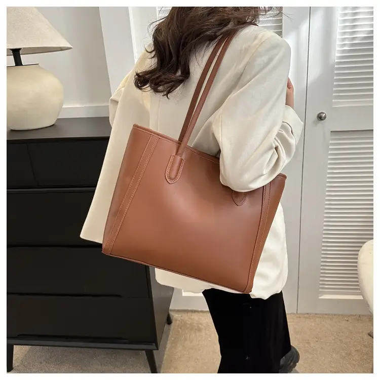 Korean Style Textured Shoulder Bag Brown 2023 — feature 12