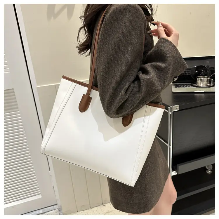 Korean Style Textured Shoulder Bag Brown 2023 — feature 16