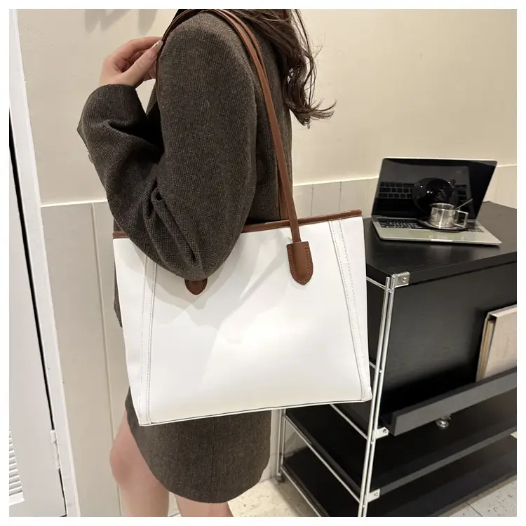 Korean Style Textured Shoulder Bag Brown 2023 — feature 18