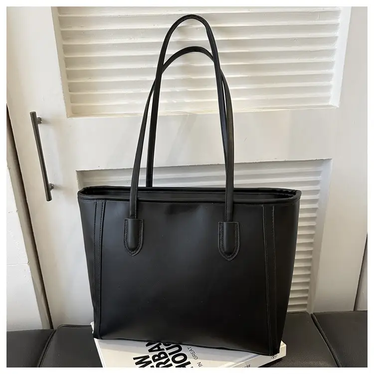 Korean Style Textured Shoulder Bag Brown 2023 — feature 25