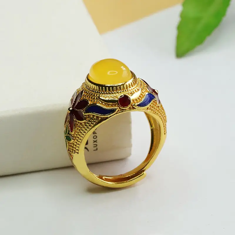 Aiyu Natural Amber Ring Yellow Honey Wax Knuckle Design — feature 10