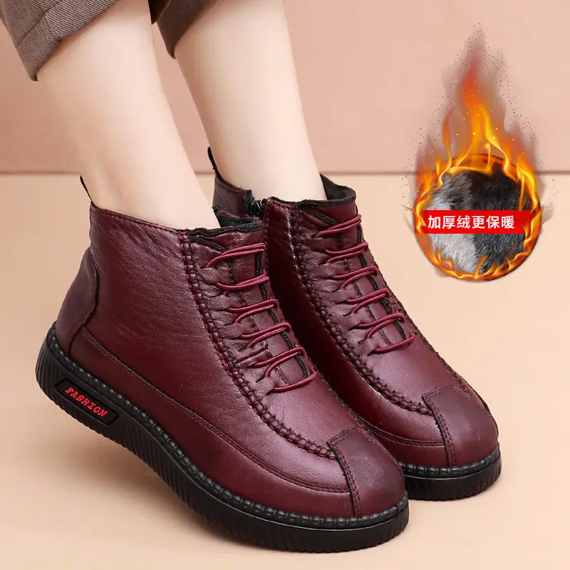 Winter old Beijing cloth shoes women's cotton shoes middle-aged and elderly fleece-lined thick warm mom shoes flat non-slip Grandma cotton boots - Image 3