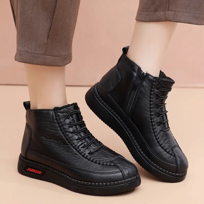 Winter old Beijing cloth shoes women's cotton shoes middle-aged and elderly fleece-lined thick warm mom shoes flat non-slip Grandma cotton boots - Image 4