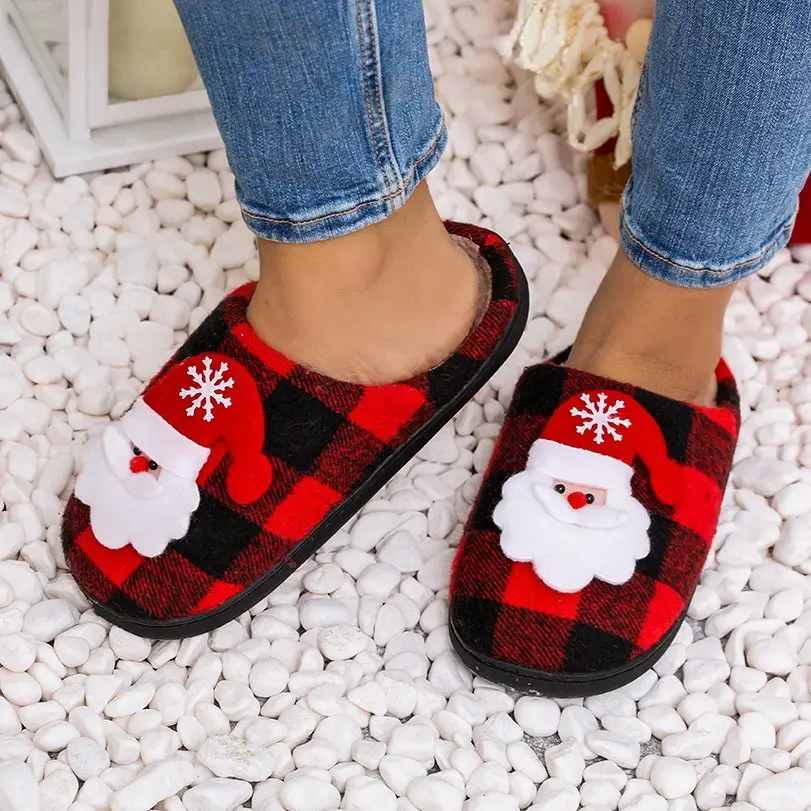 Cross-Border New In-Stock Home Warm Winter Cotton Slippers for Couples, Men and Women, Christmas Towel Embroidered Slippers, Dropshipping
