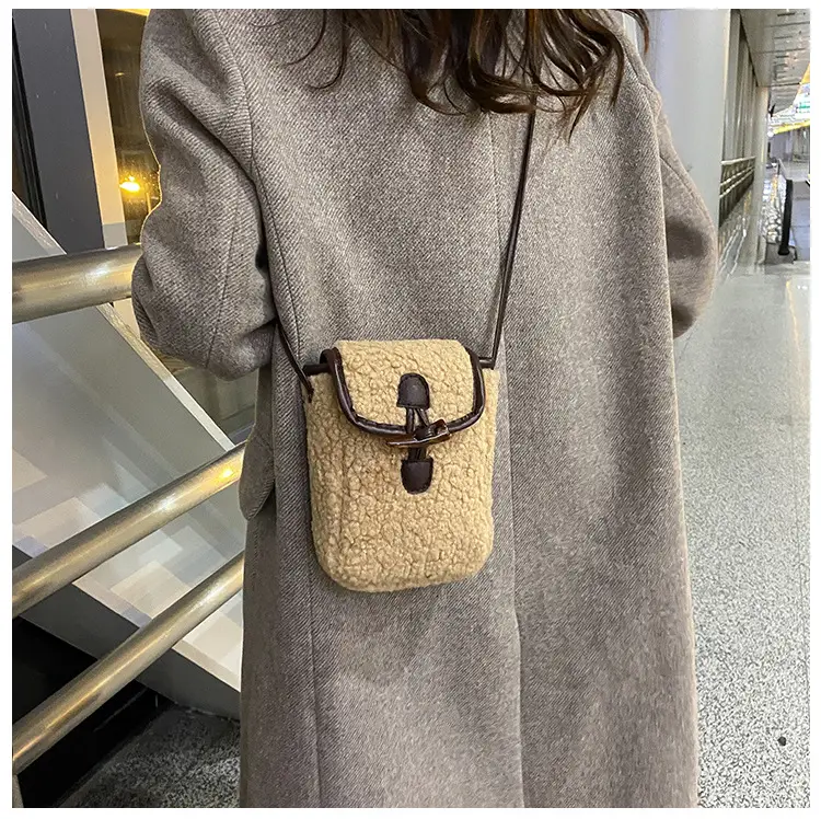 Lamb Wool Shoulder Messenger Bag Women Winter 2023 β feature 10