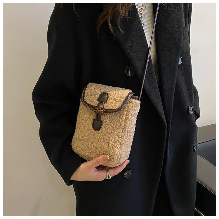 Lamb Wool Shoulder Messenger Bag Women Winter 2023 β feature 11