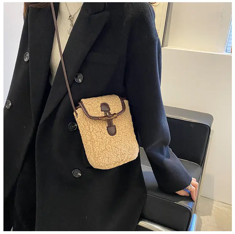 Lamb Wool Shoulder Messenger Bag Women Winter 2023 β feature 12