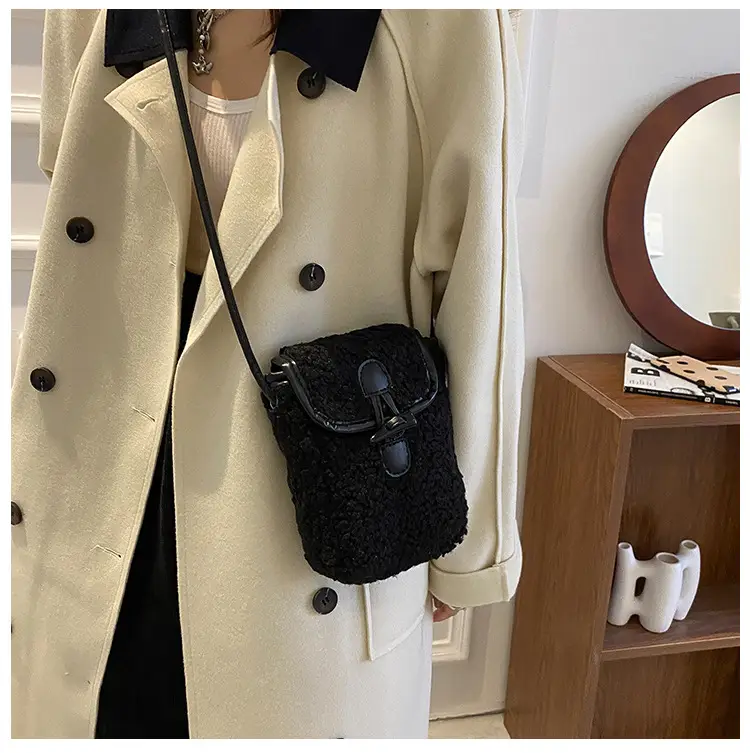 Lamb Wool Shoulder Messenger Bag Women Winter 2023 β feature 16